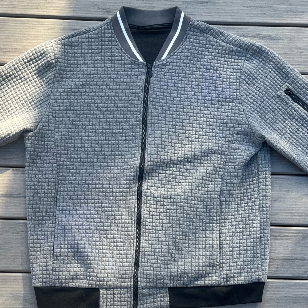Quilted Grey&Black; Long Sleeve; Crewneck; Lightweight; Bomber Sweater; Mens XXL